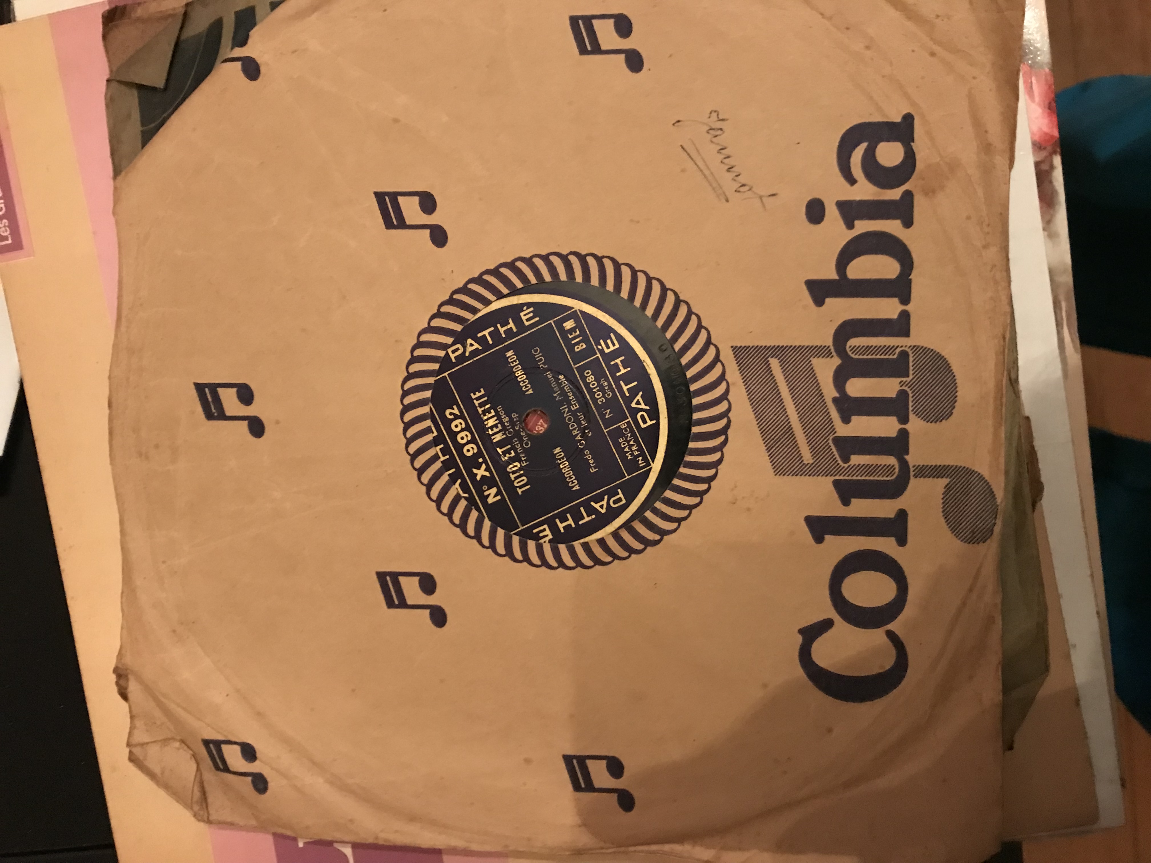 Vinyls T (23)